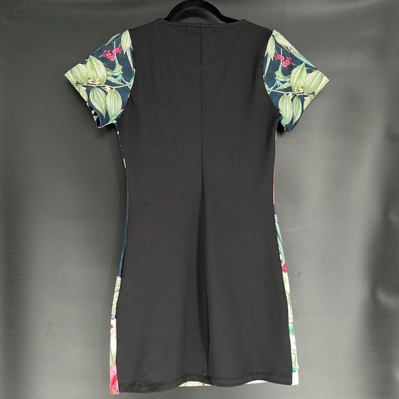 CARMEN STEFFENS DRESS‎ - Picture 6 of 10